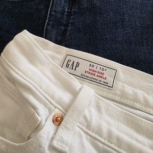 GAP White High Rise Straight Jeans